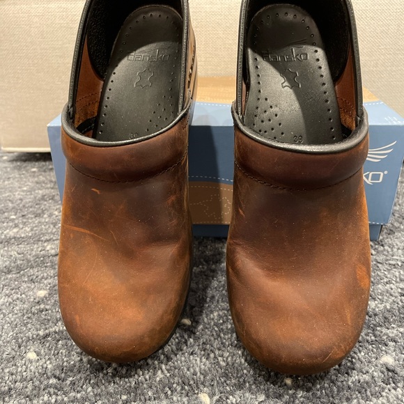Dansko Professional Clog - Picture 7 of 10